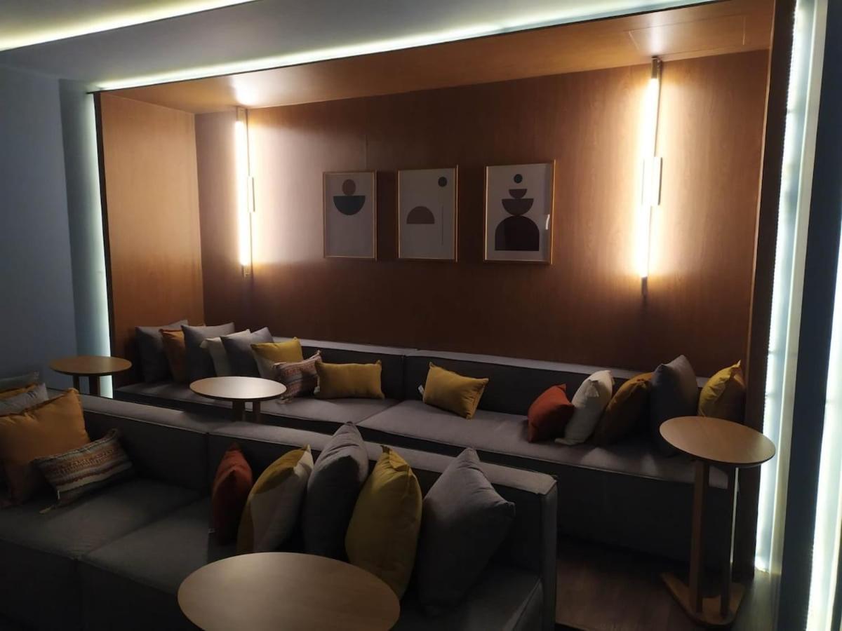 Fl1705 | Ape Na Faria Lima C/ Piscina Academia Metro Apartamento *