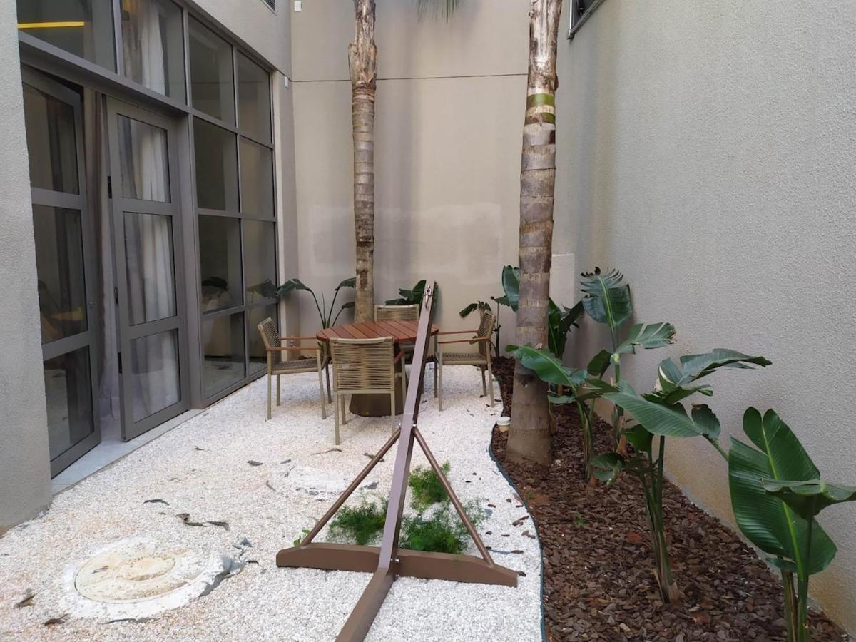 Fl1705 | Ape Na Faria Lima C/ Piscina Academia Metro Apartamento *