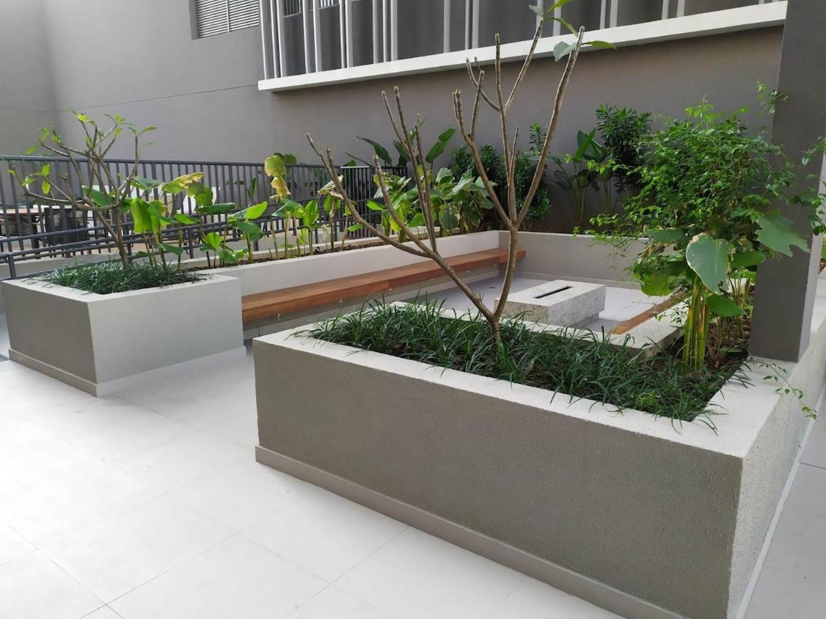 Fl1705 | Ape Na Faria Lima C/ Piscina Academia Metro Apartamento
