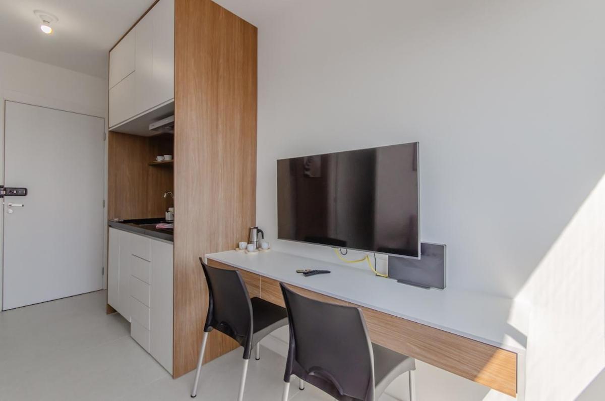Apartamento Fl1705 | Ape Na Faria Lima C/ Piscina Academia Metro